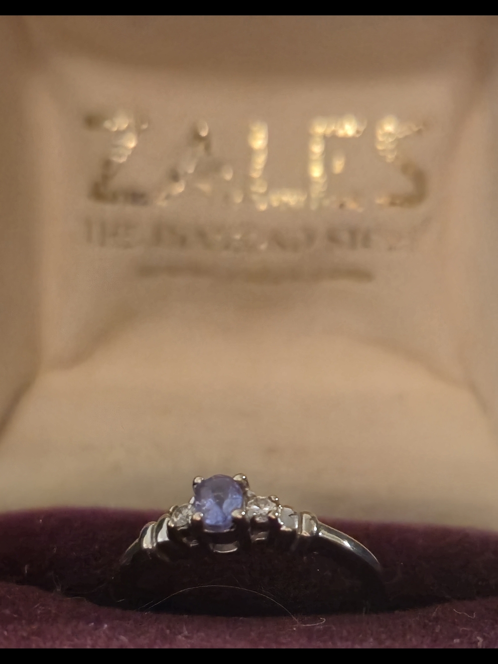 Vintage Zales 14k White Gold Tanzanite & Diamond Ring